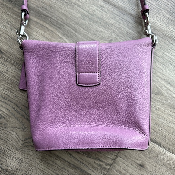 Coach purple crossbody - Picture 5 of 5